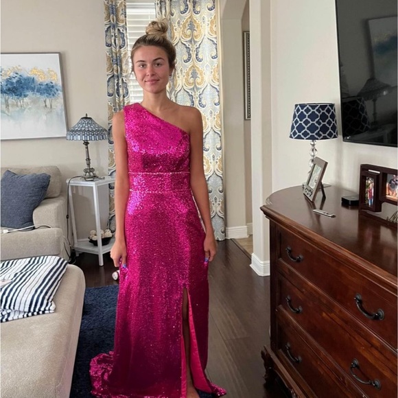 Hot Pink prom / formal dress - Picture 4 of 4